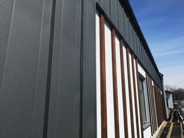 Cost of Metal Cladding Replacement in Columbia