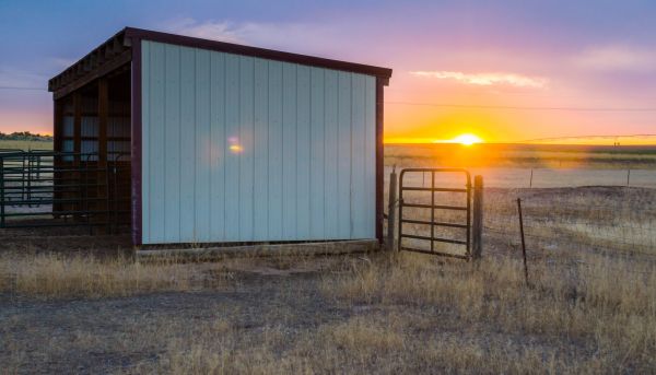 Cost of Pole Building Siding Service in Columbia