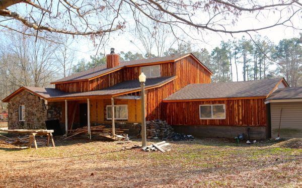 Cost of Rustic Siding Installation in Columbia